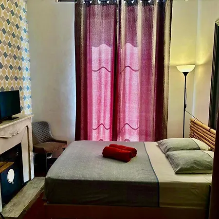 Gare 5 Minutes Garibaldi Republique Privee Non Fumeur Pour Voyageurs Calmes Tram Au Pied De L'immeuble * Nice