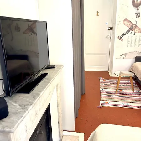 Bed & Breakfast Gare 5 Minutes Garibaldi Republique Privee Non Fumeur Pour Voyageurs Calmes Tram Au Pied De L'immeuble